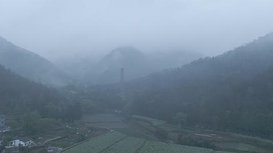 天台山国清寺航拍视频的预览图