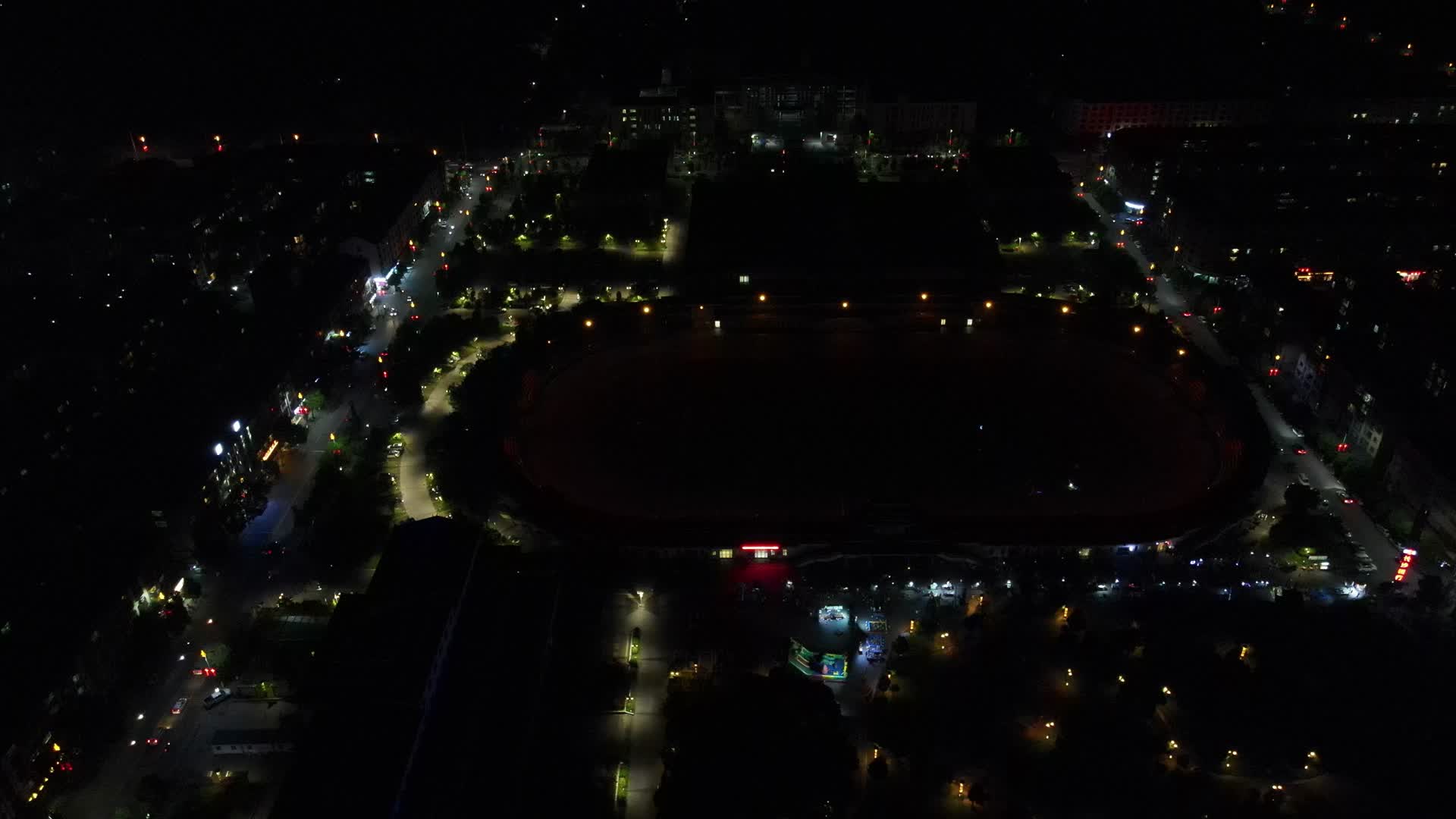 航拍湖南靖州夜景视频的预览图