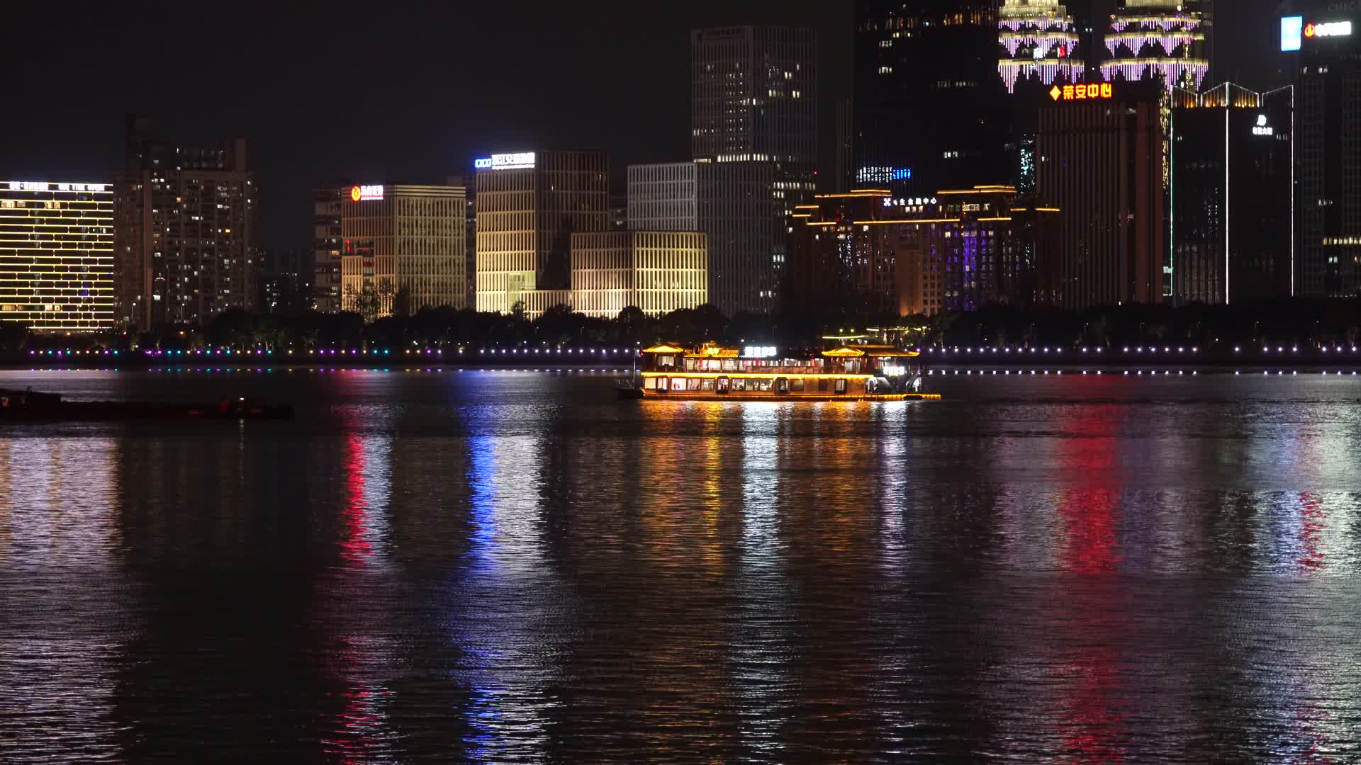 杭州江干区钱江新城城市阳台夜景视频的预览图