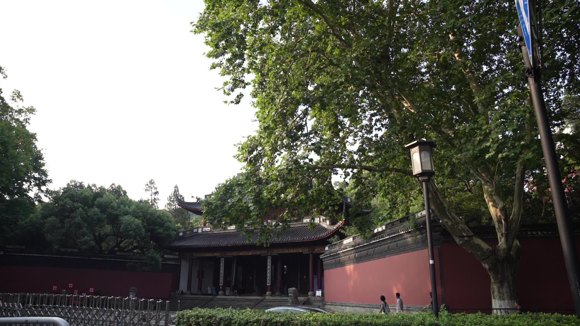 杭州西湖景区岳飞岳王庙视频的预览图