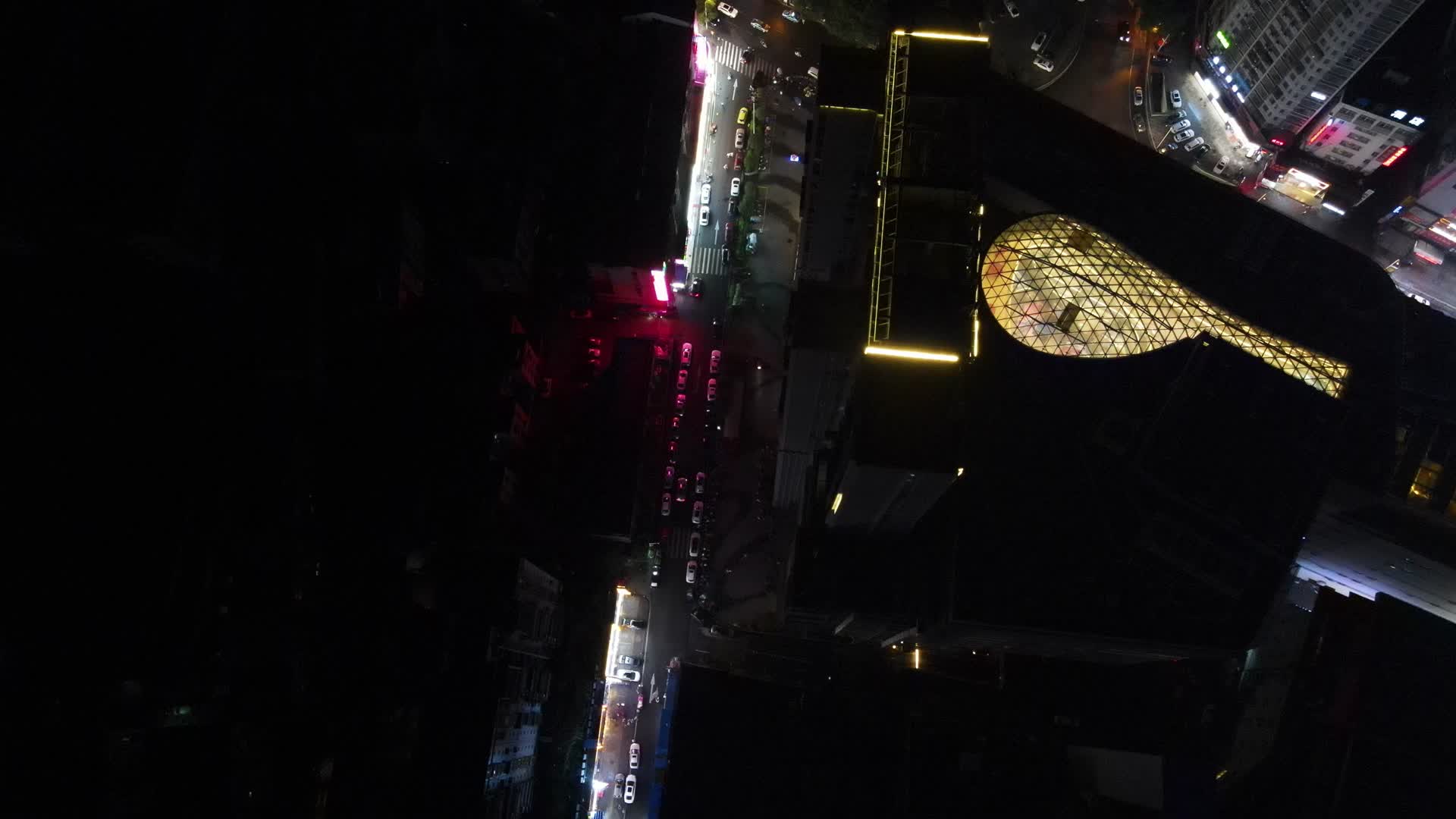 城市航拍湖南岳阳夜景视频的预览图