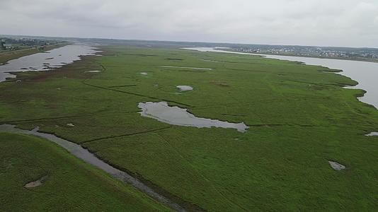 湖南汨罗河湿地公园航拍视频的预览图