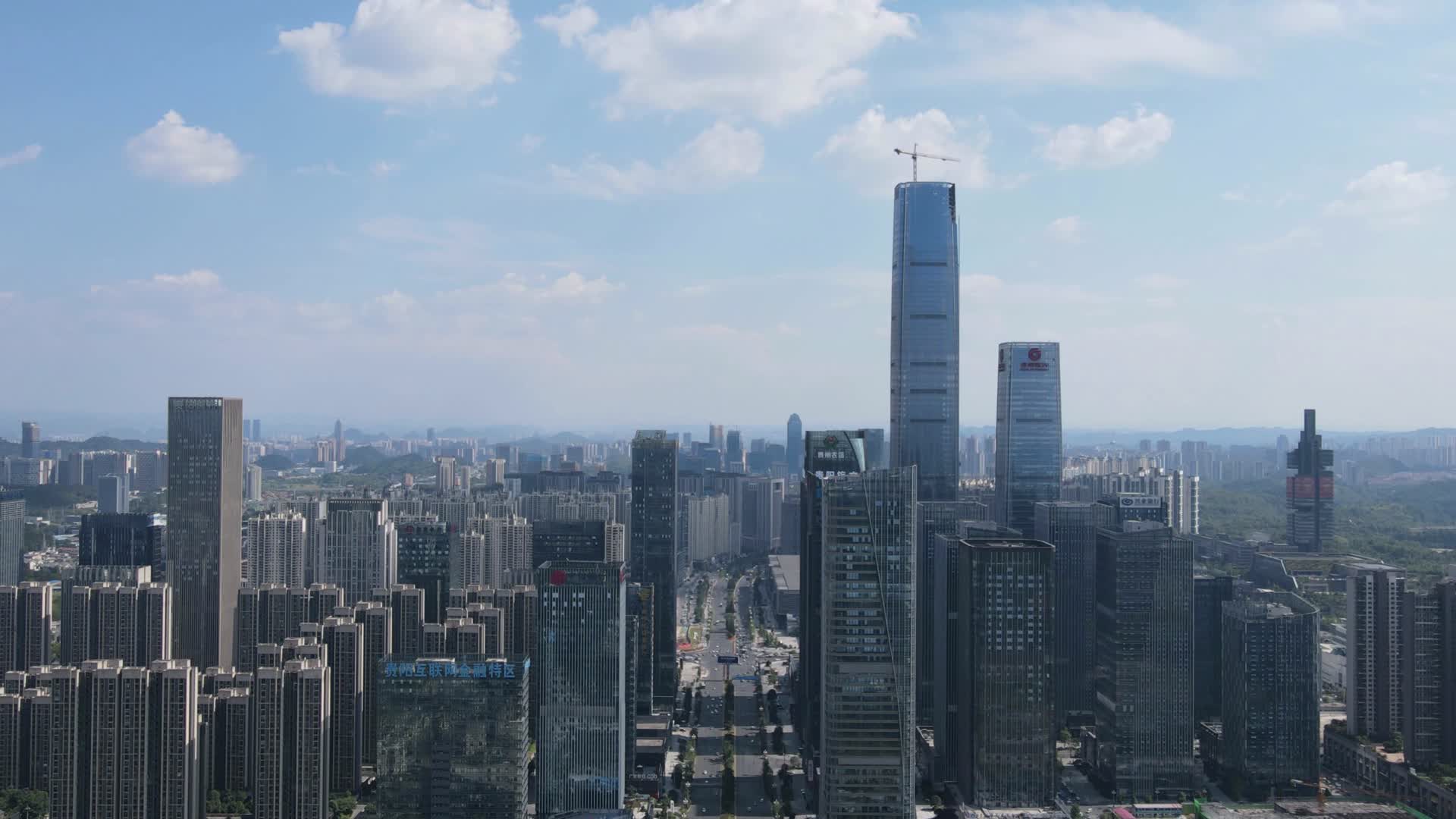 城市延时贵阳城市蓝天白云天际线航拍延时视频的预览图