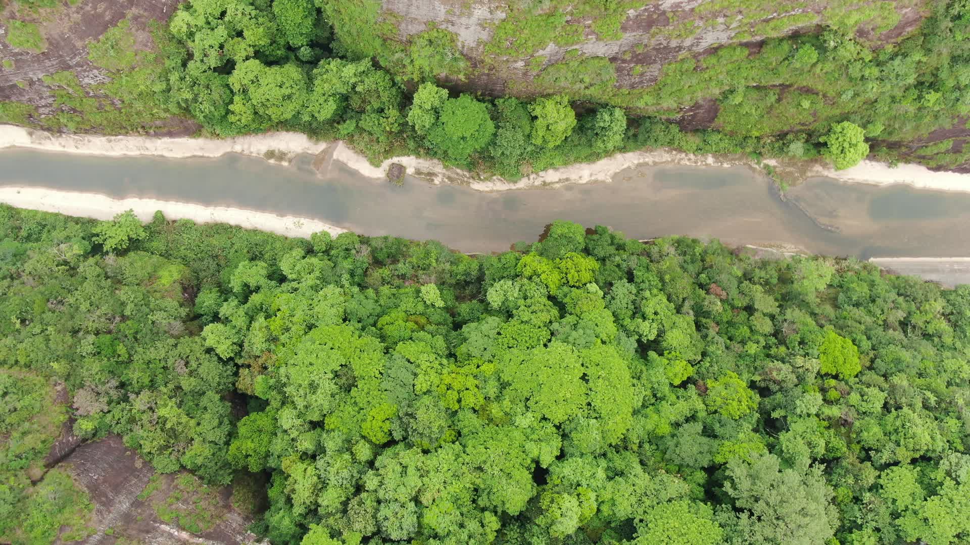 旅游景区福建泰宁5A景区上清溪航拍视频的预览图