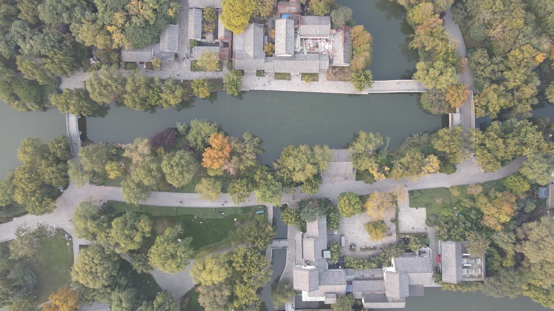 旅游景区济南五龙潭公园4A航拍视频的预览图