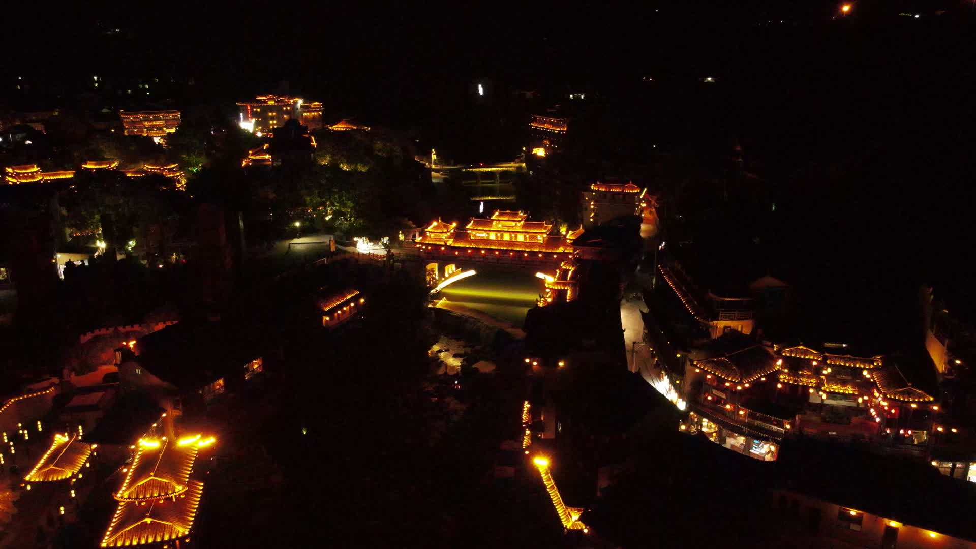 旅游景区湖南芙蓉镇4A景区夜景视频的预览图