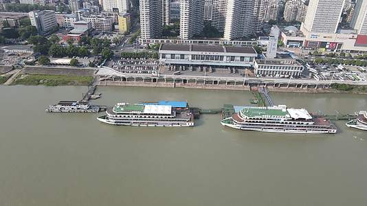 城市航拍湖北宜昌三峡旅游度假区视频的预览图