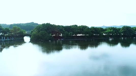 杭州西湖景区曲院风荷航拍视频的预览图