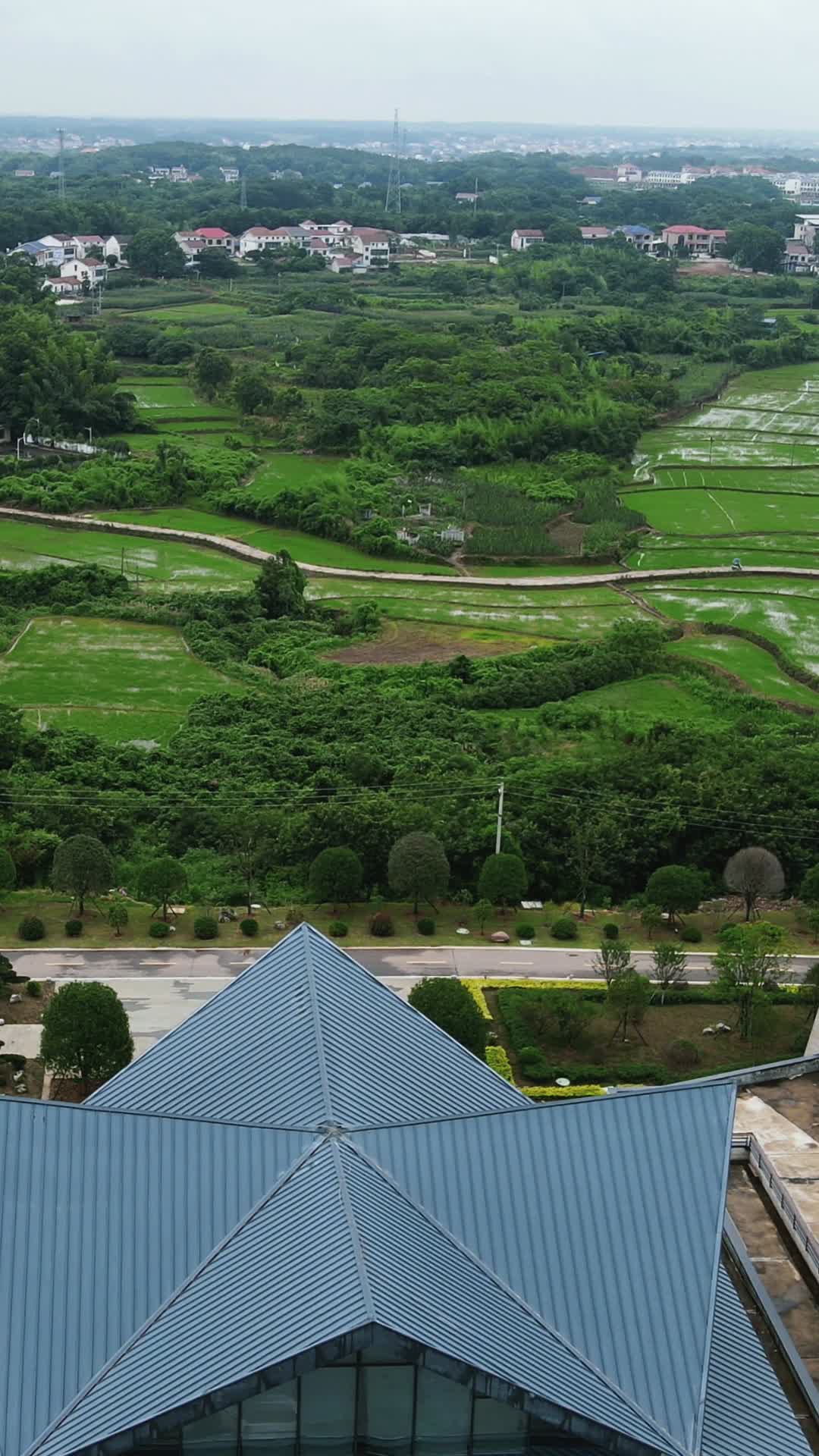 旅游景区湖南岳阳屈子文化园诗歌交流中心视频的预览图