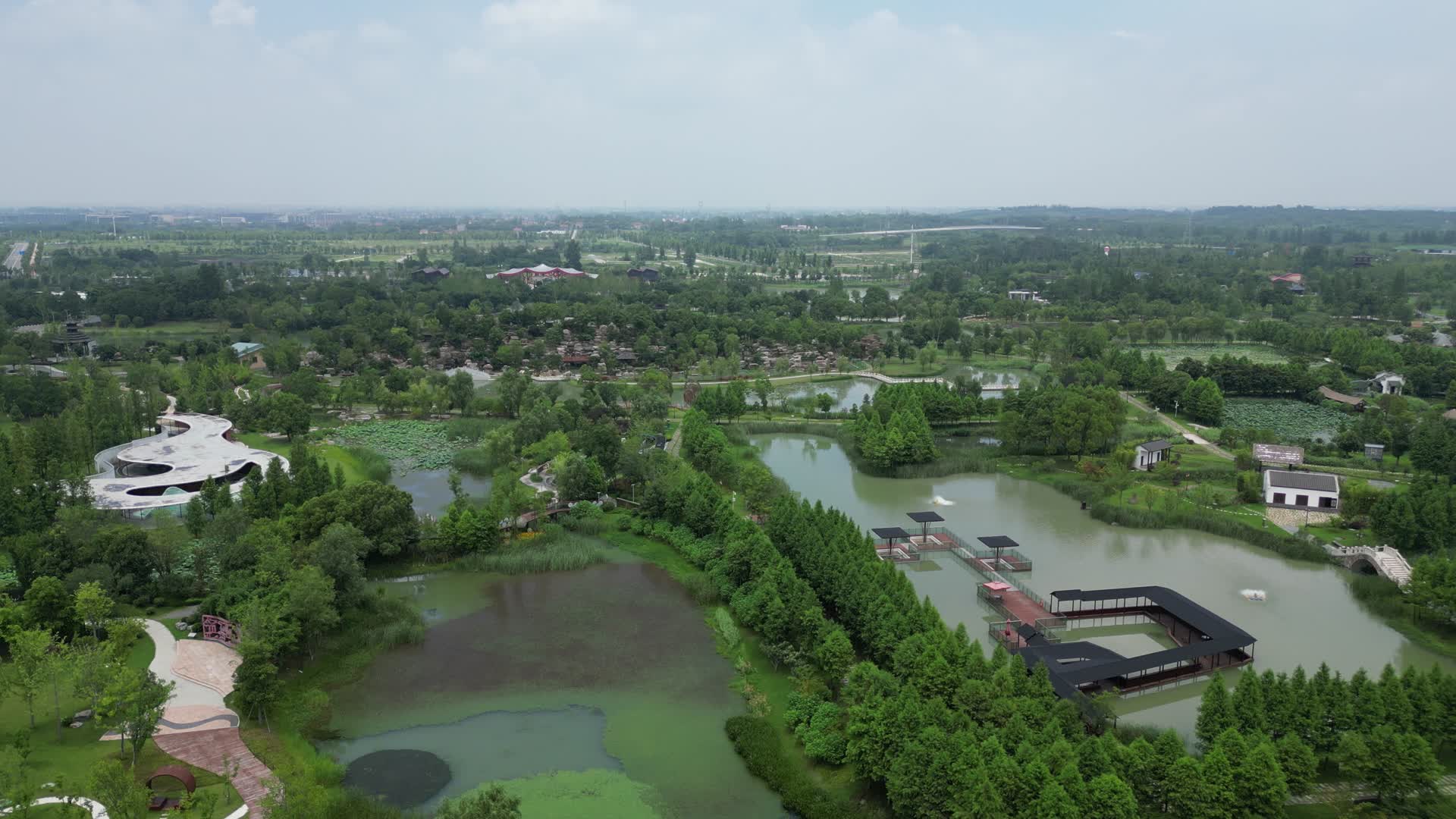 旅游景区湖北荆州园博园航拍视频的预览图