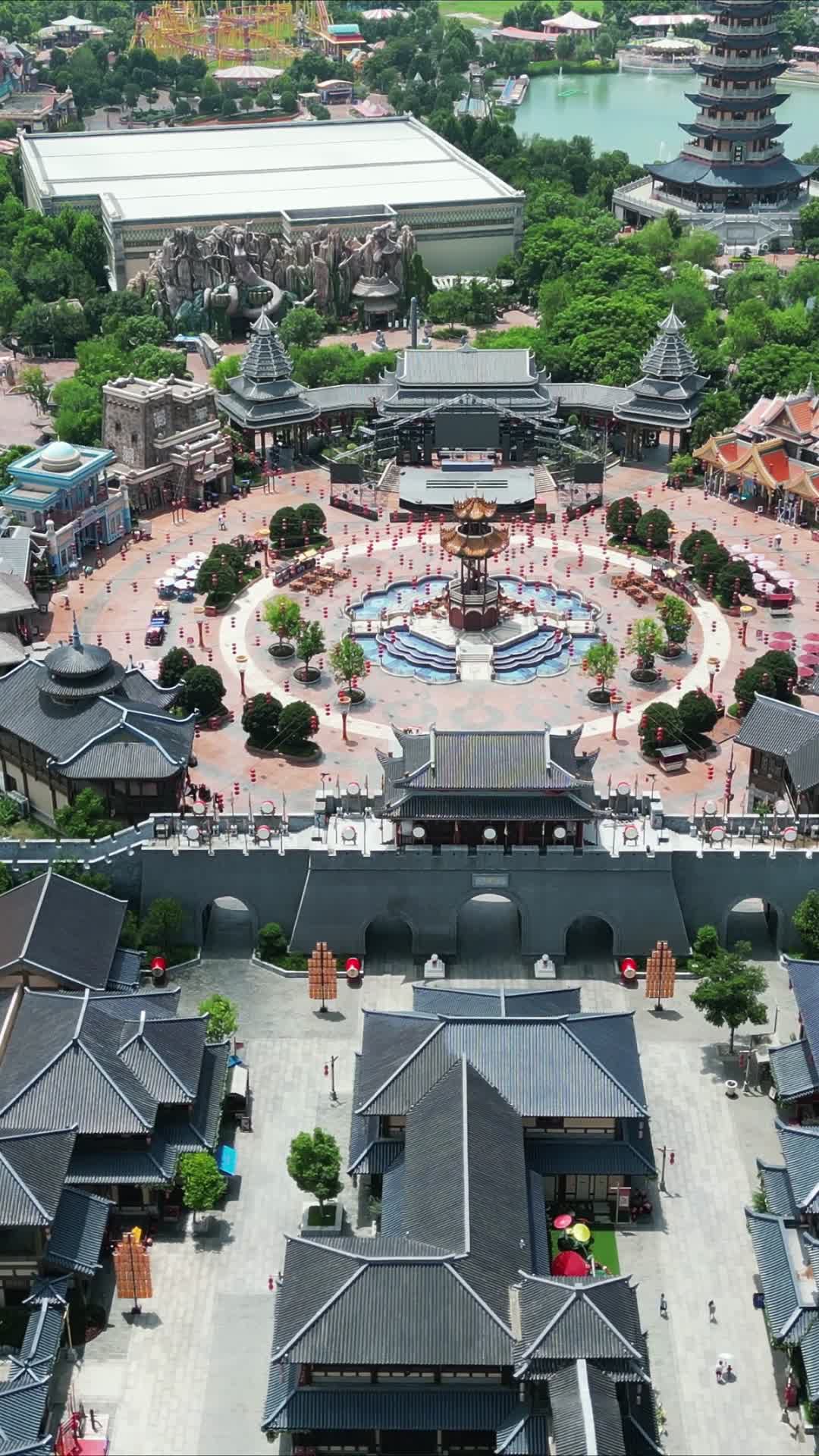 城市航拍湖北荆州方特东方神画视频的预览图