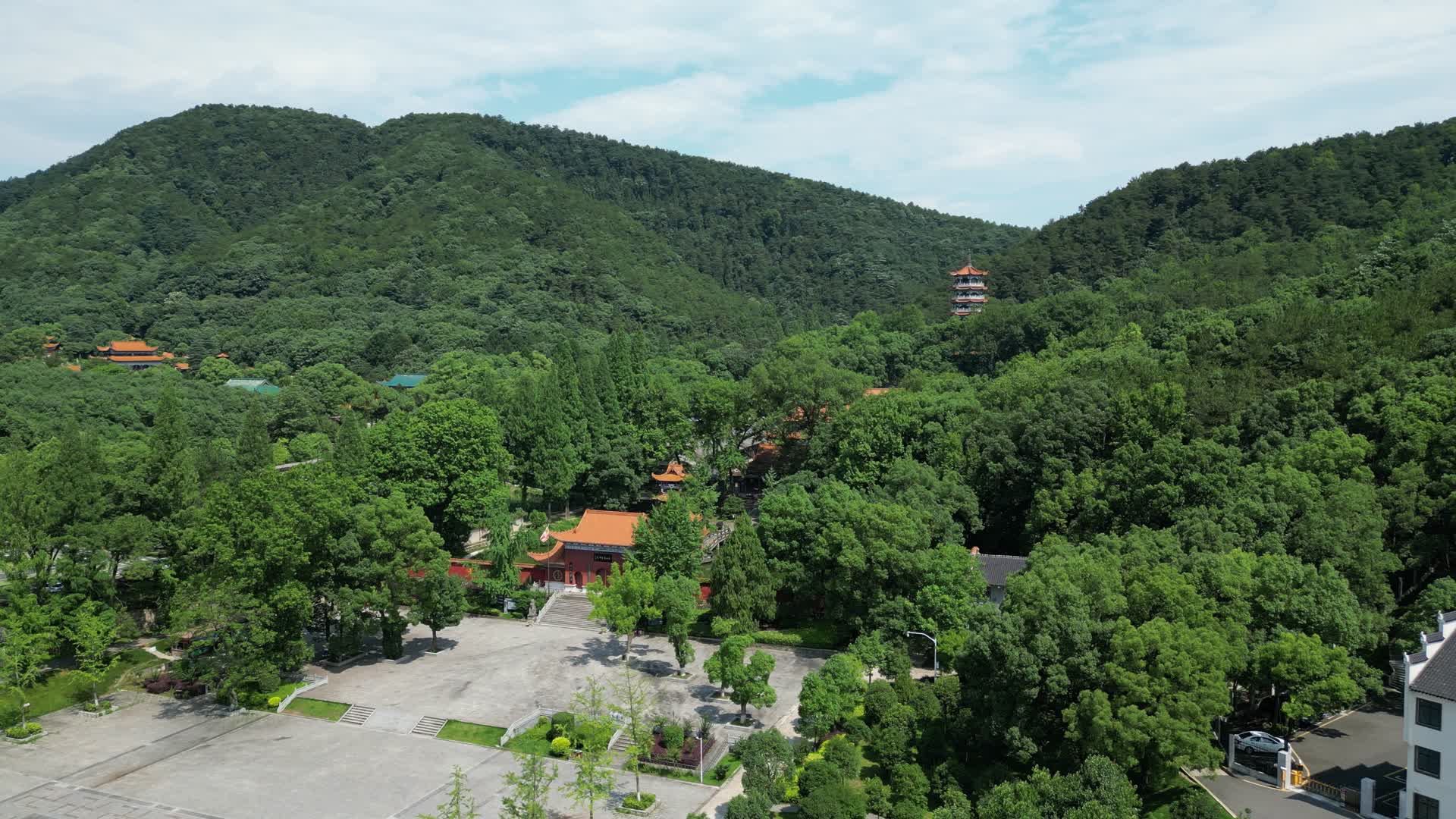 旅游景区湖南夹山灵泉禅院4A航拍视频的预览图