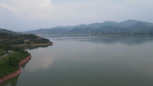 航拍湖南怀化清江湖国家湿地公园视频的预览图