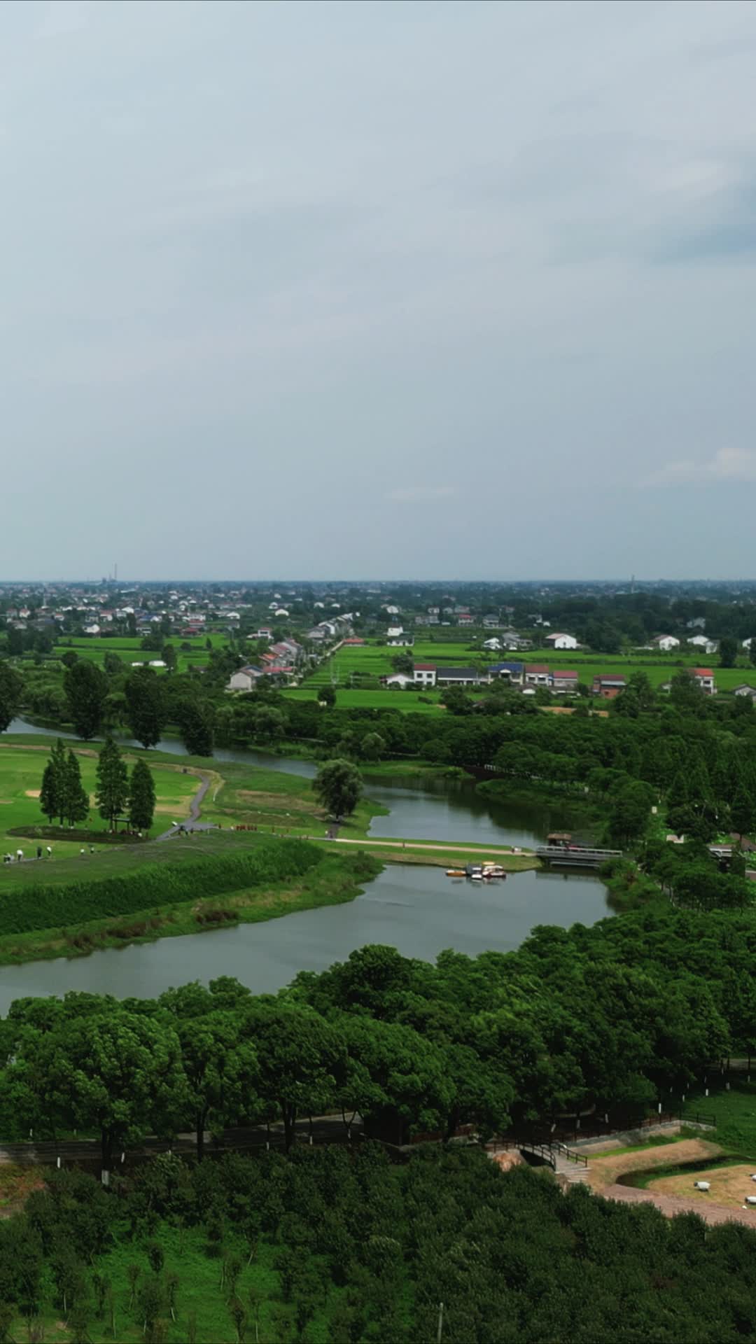 湖南常德城头山古遗址竖屏航拍视频的预览图