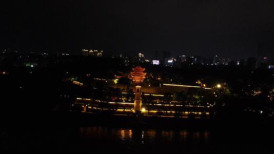 湖南岳阳楼夜景灯光航拍视频的预览图