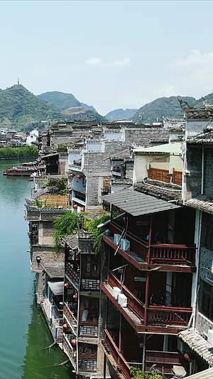 贵州黔东南镇远古镇竖屏航拍视频的预览图