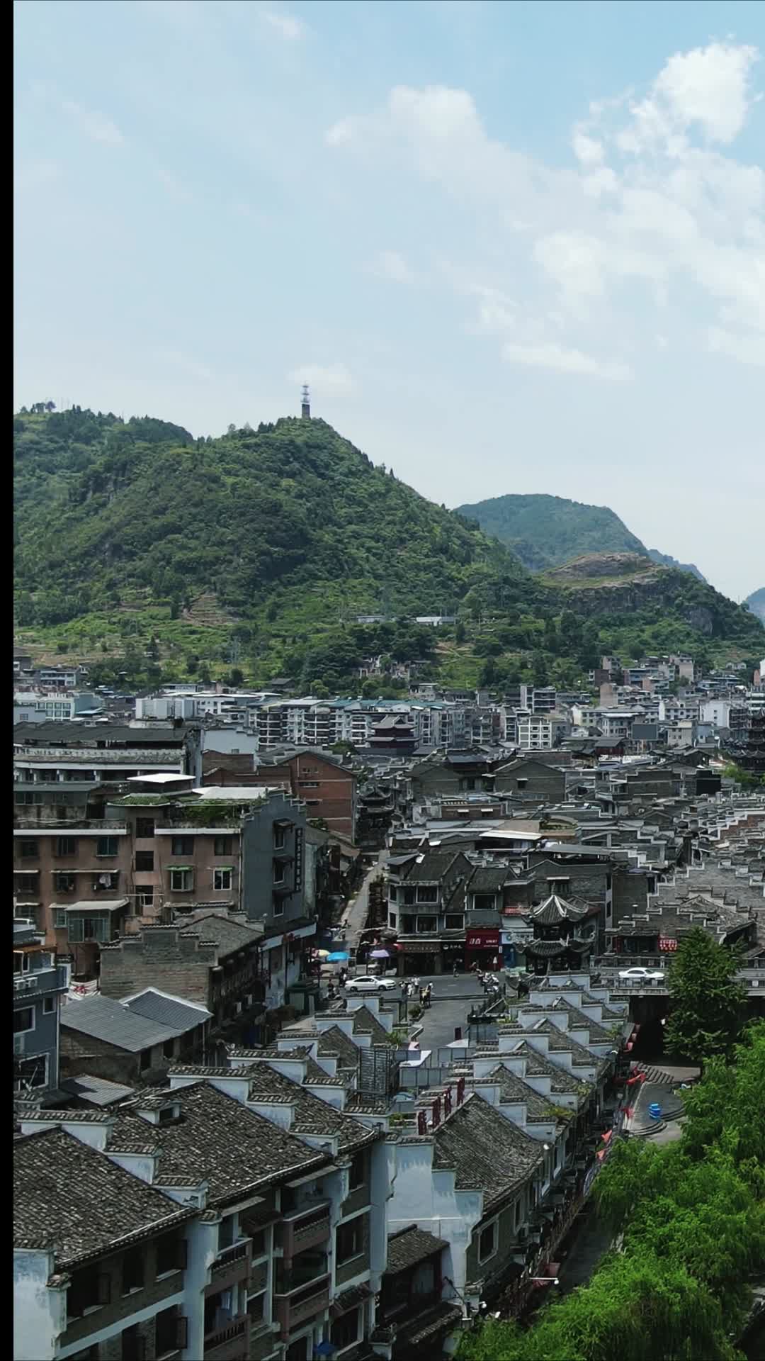 贵州镇远古镇5A景区竖屏航拍视频的预览图