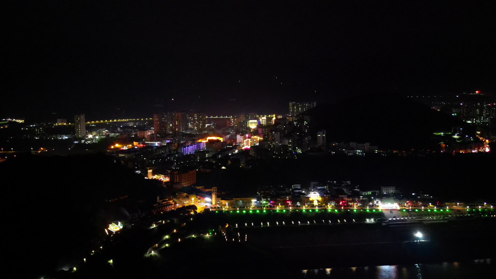 航拍湖北宜昌秭归县夜景灯光视频的预览图