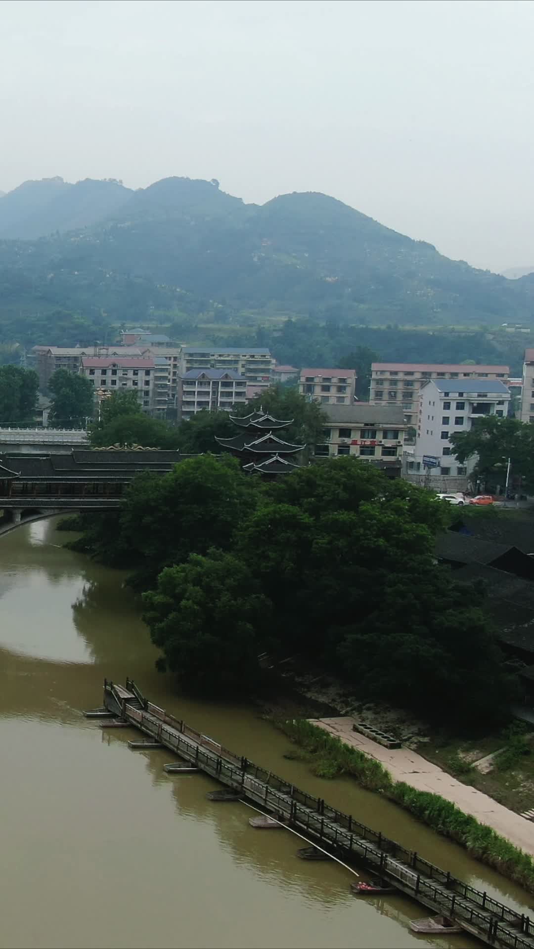 湖南靖州江东风雨桥竖屏航拍视频的预览图