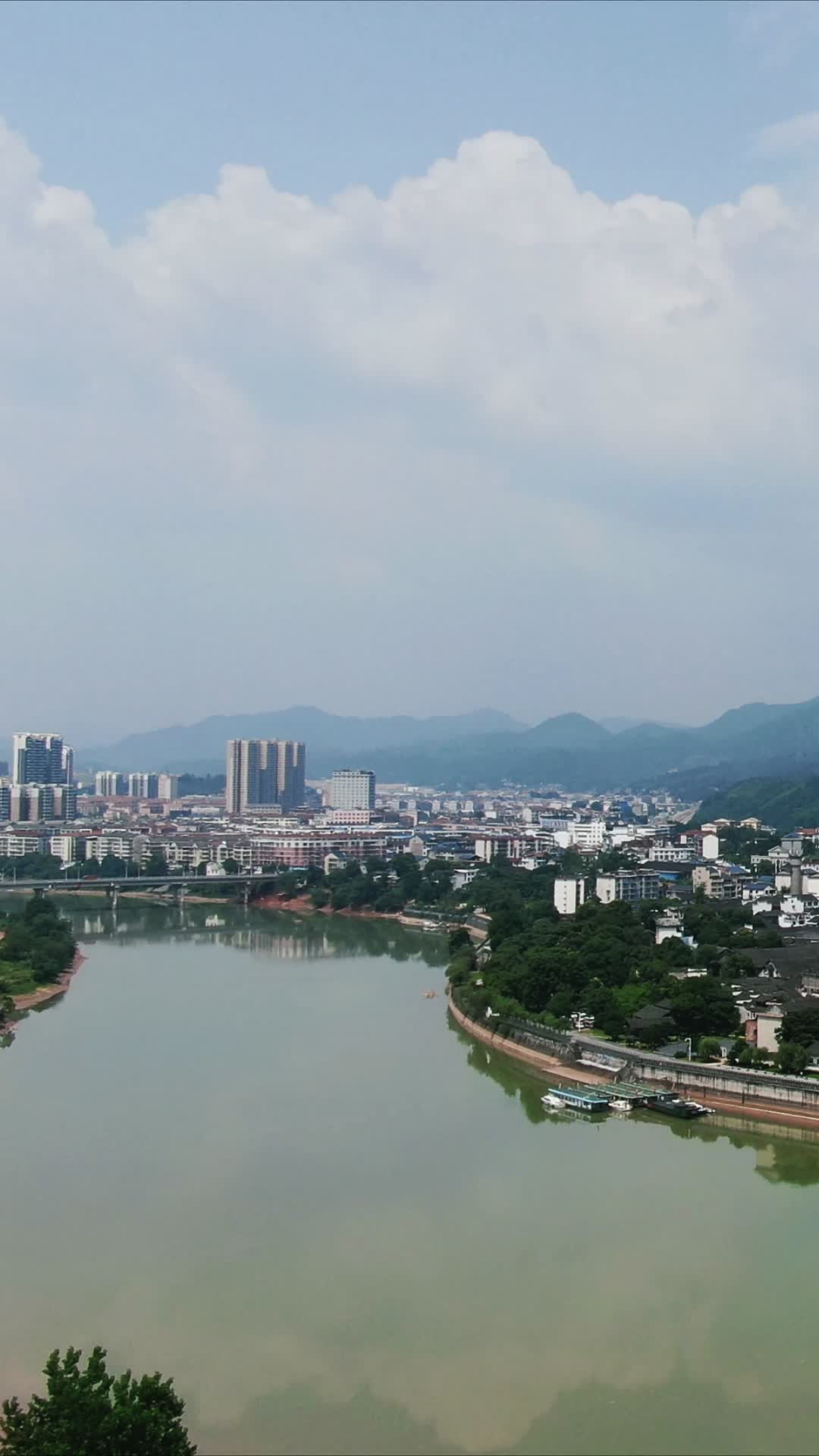 湖南黔阳古城4A景区竖屏航拍视频的预览图