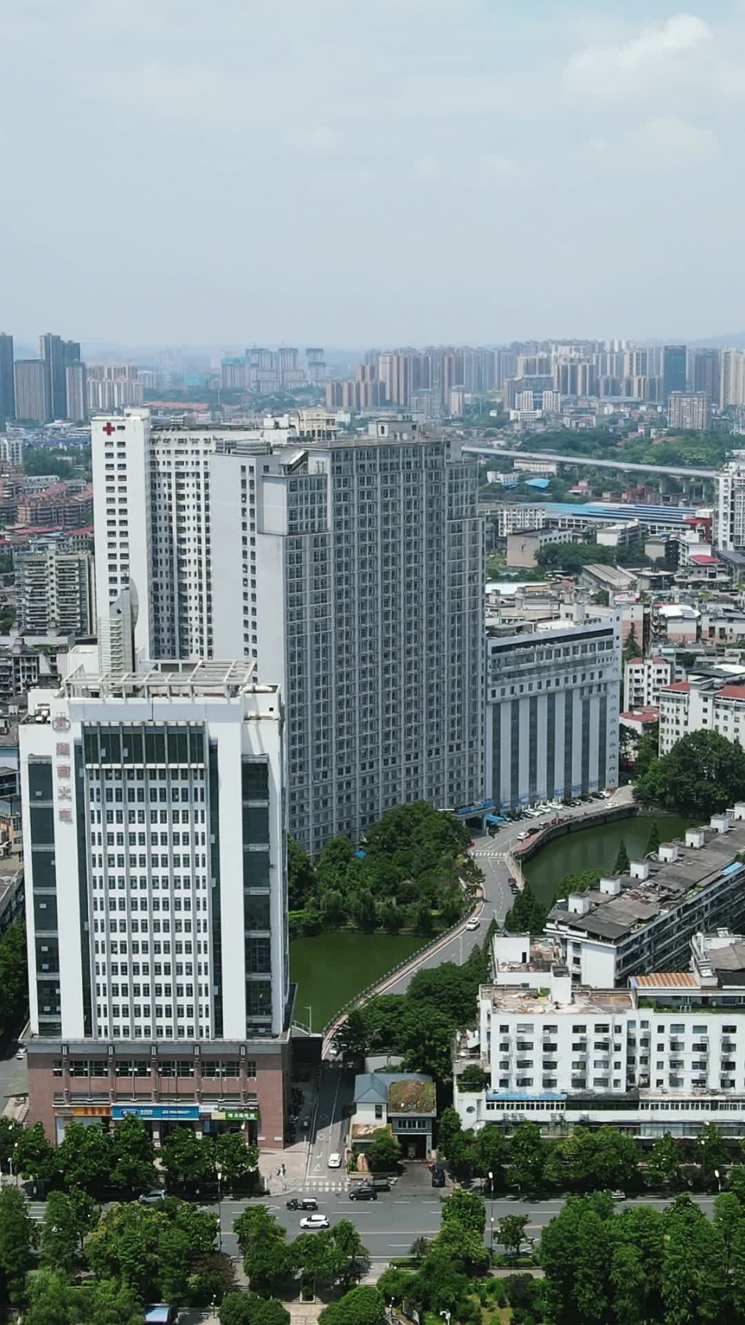 湖南株洲城市风光竖屏航拍视频的预览图
