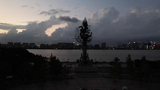 杭州滨江钱江龙航拍视频的预览图