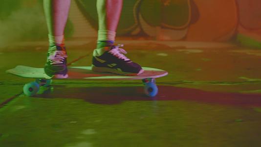 滑板人文城市视频的预览图