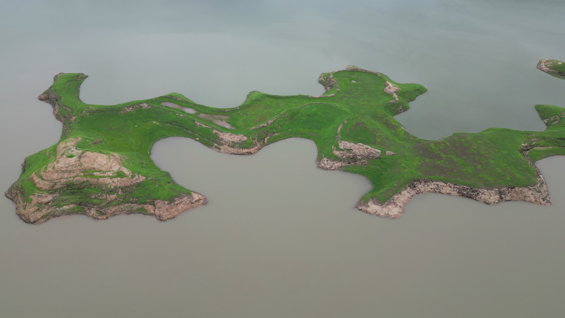 航拍湖北宜昌西陵峡风景视频的预览图