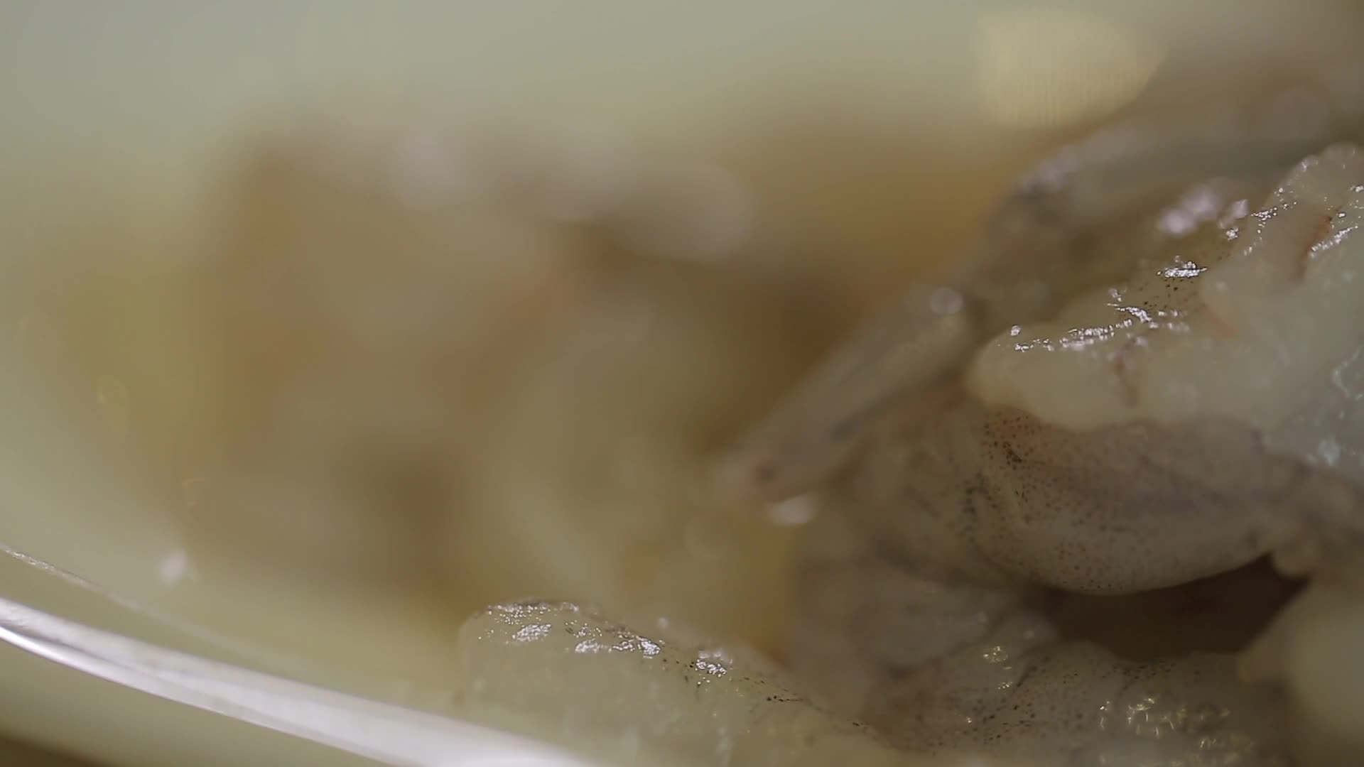 镜头合集虾仁鲜虾大虾肉视频的预览图