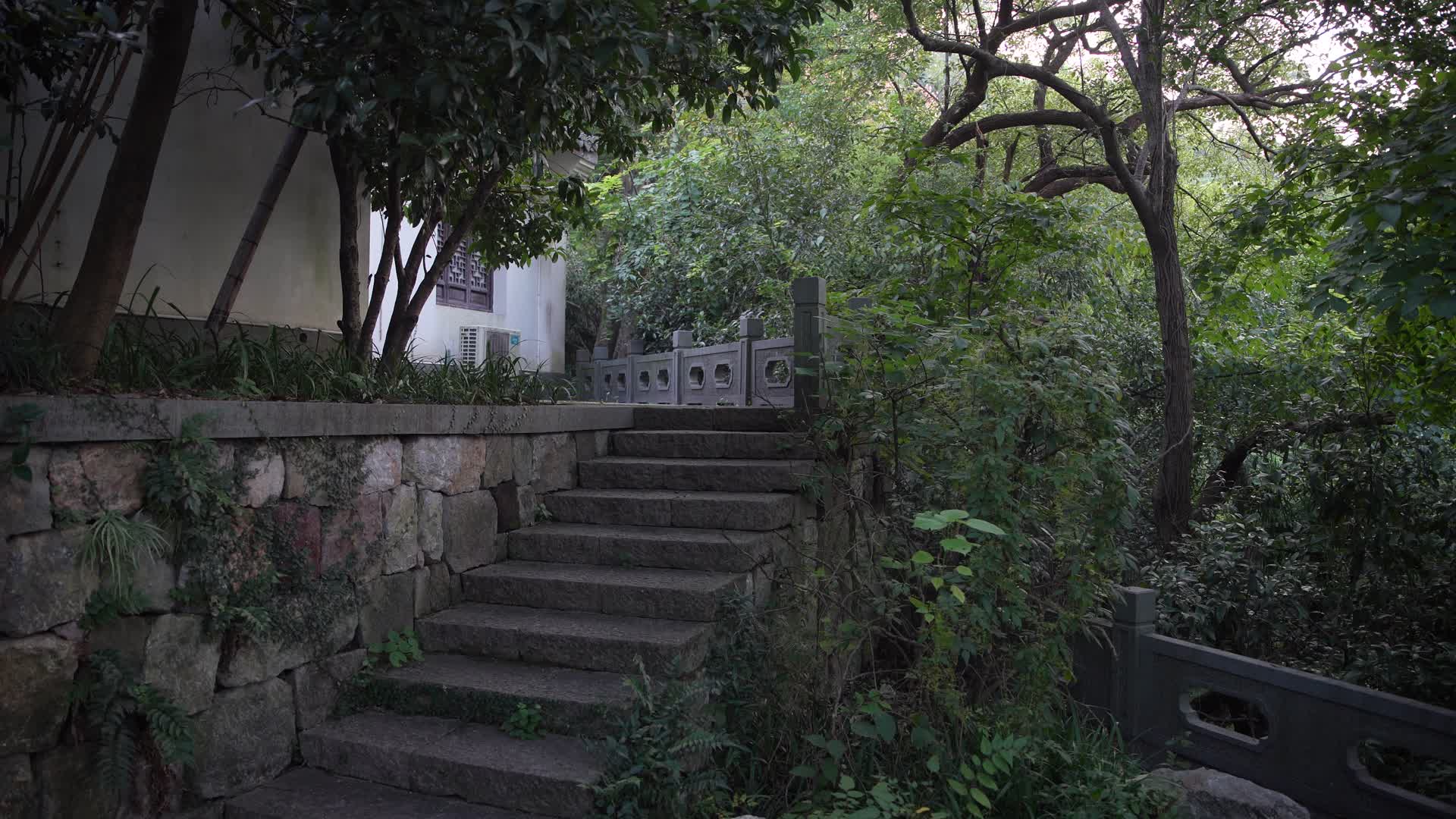 杭州吴山景区石观音阁视频的预览图