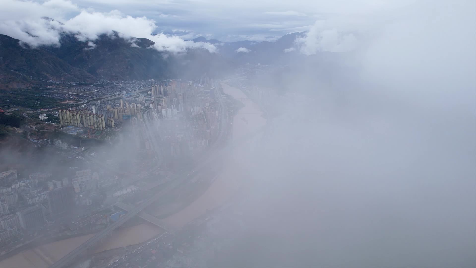 陇南武都烟雨视频的预览图