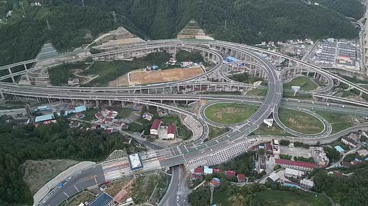 航拍交通高架桥中国基建视频的预览图