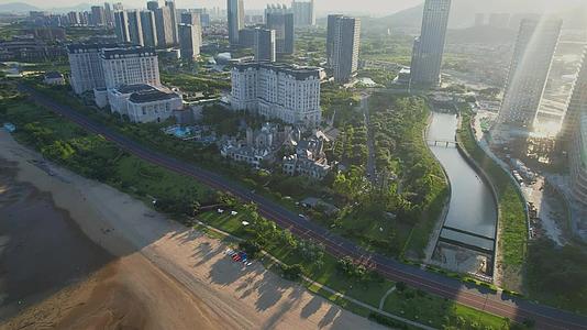 厦门航拍同安海景酒店风光海景视频的预览图