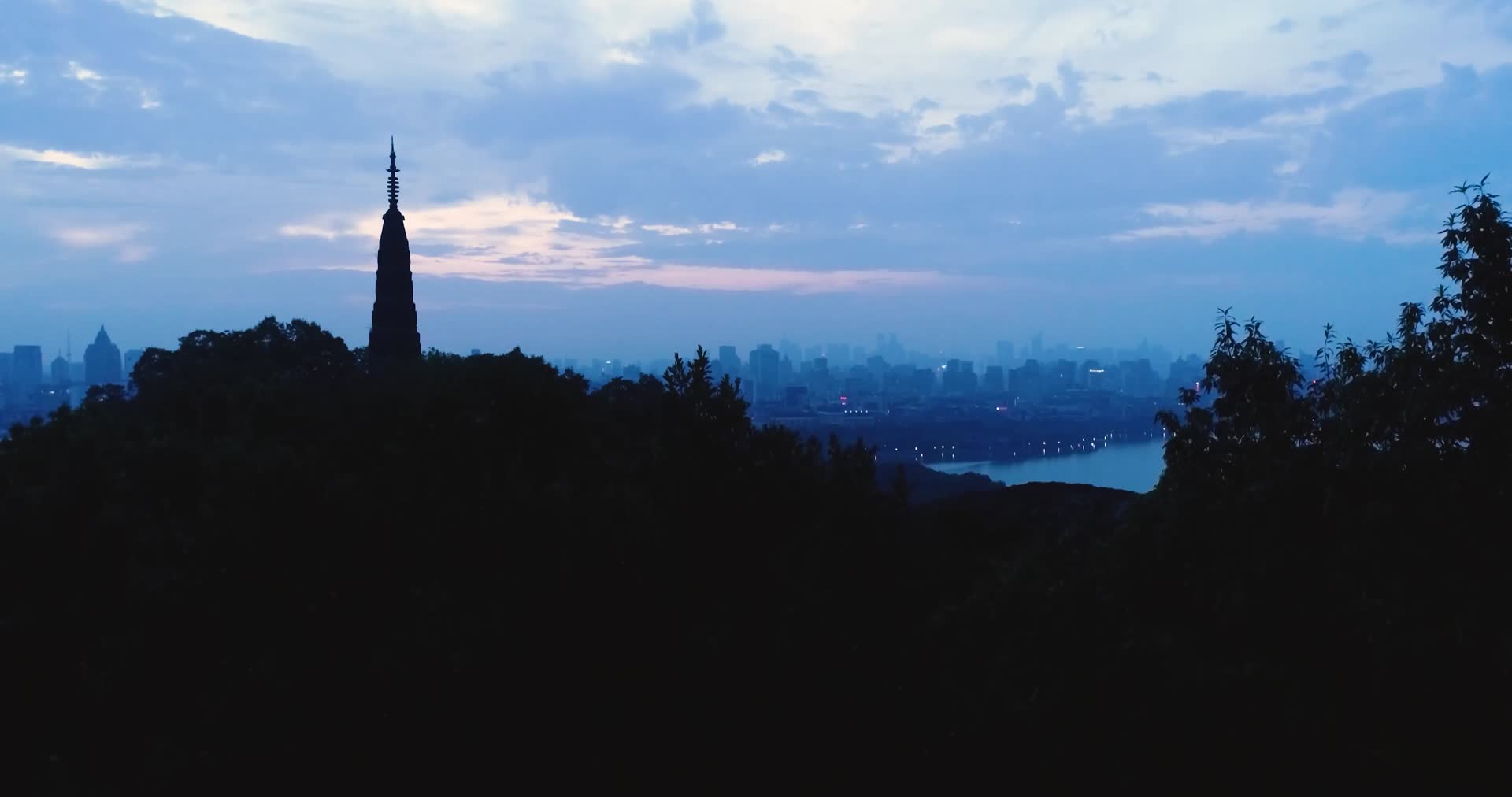 杭州宝石山景区保俶塔视频的预览图