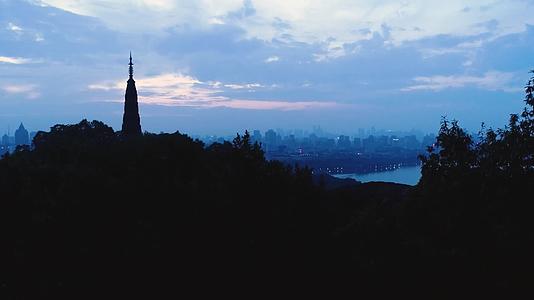 杭州宝石山景区保俶塔视频的预览图