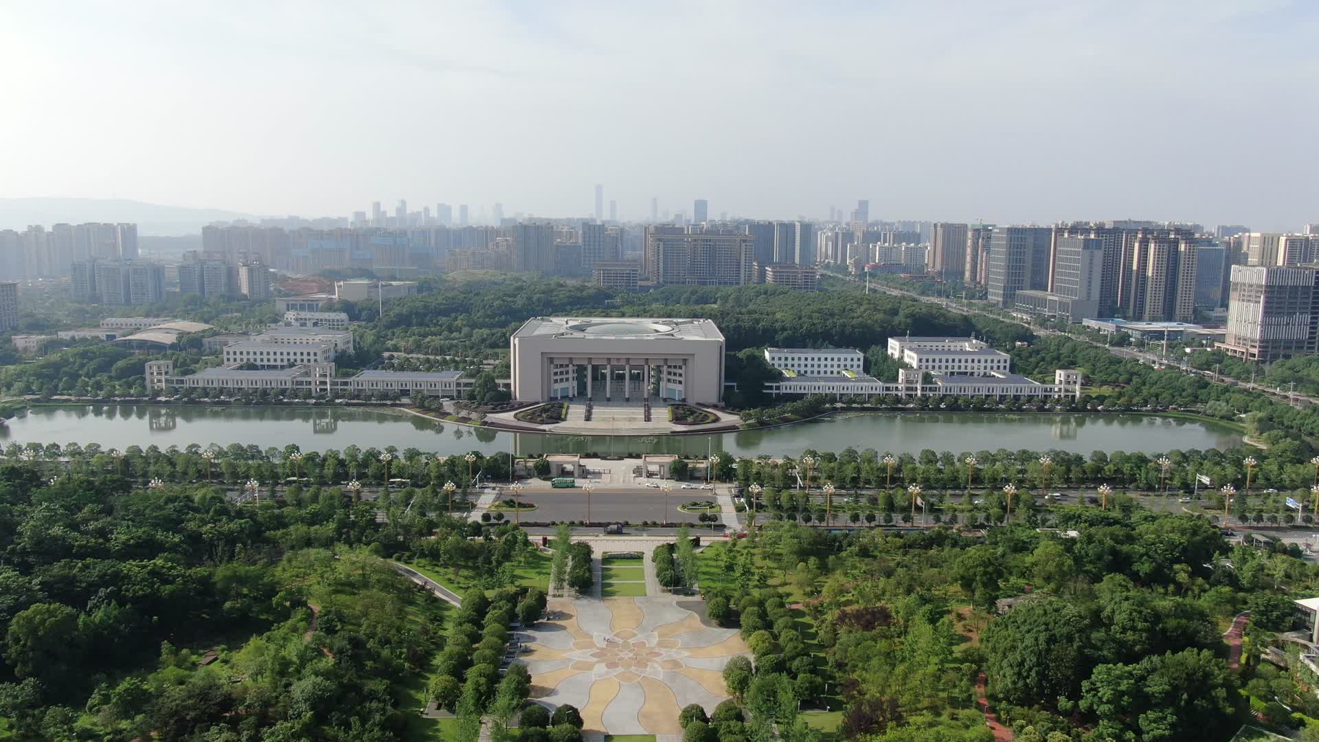 城市航拍湖南省政府视频的预览图