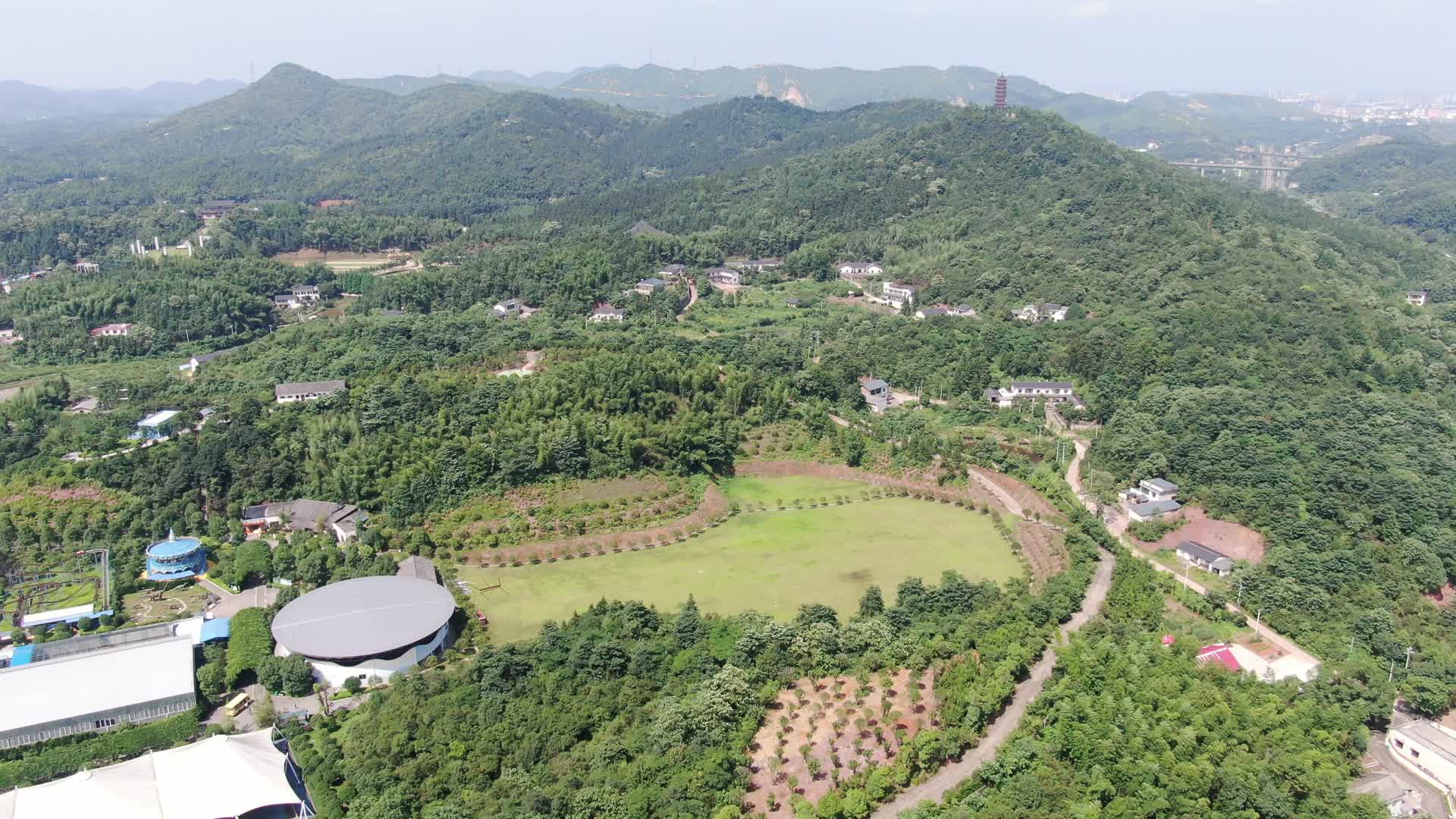 湖南湘潭盘龙大观园4A景区航拍视频的预览图