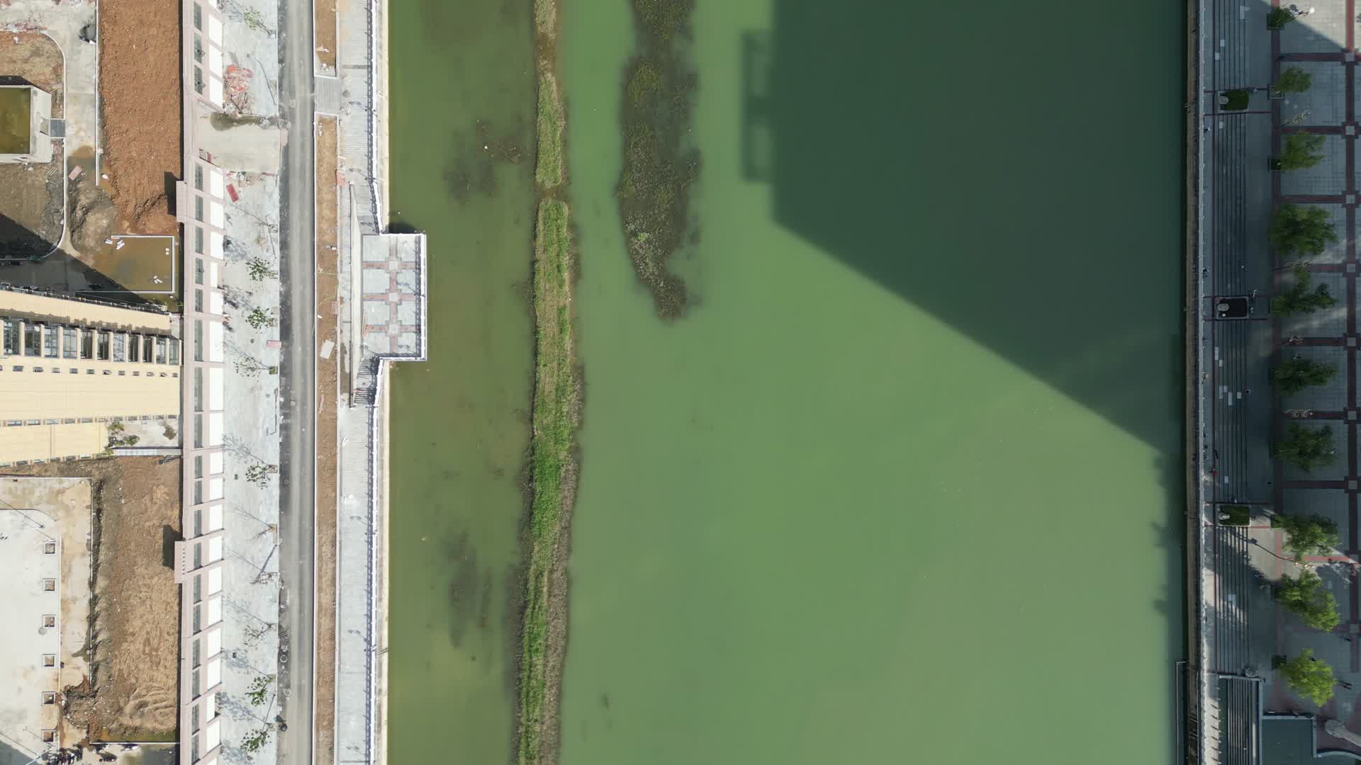 湖北襄阳保康县城市建设航拍视频的预览图