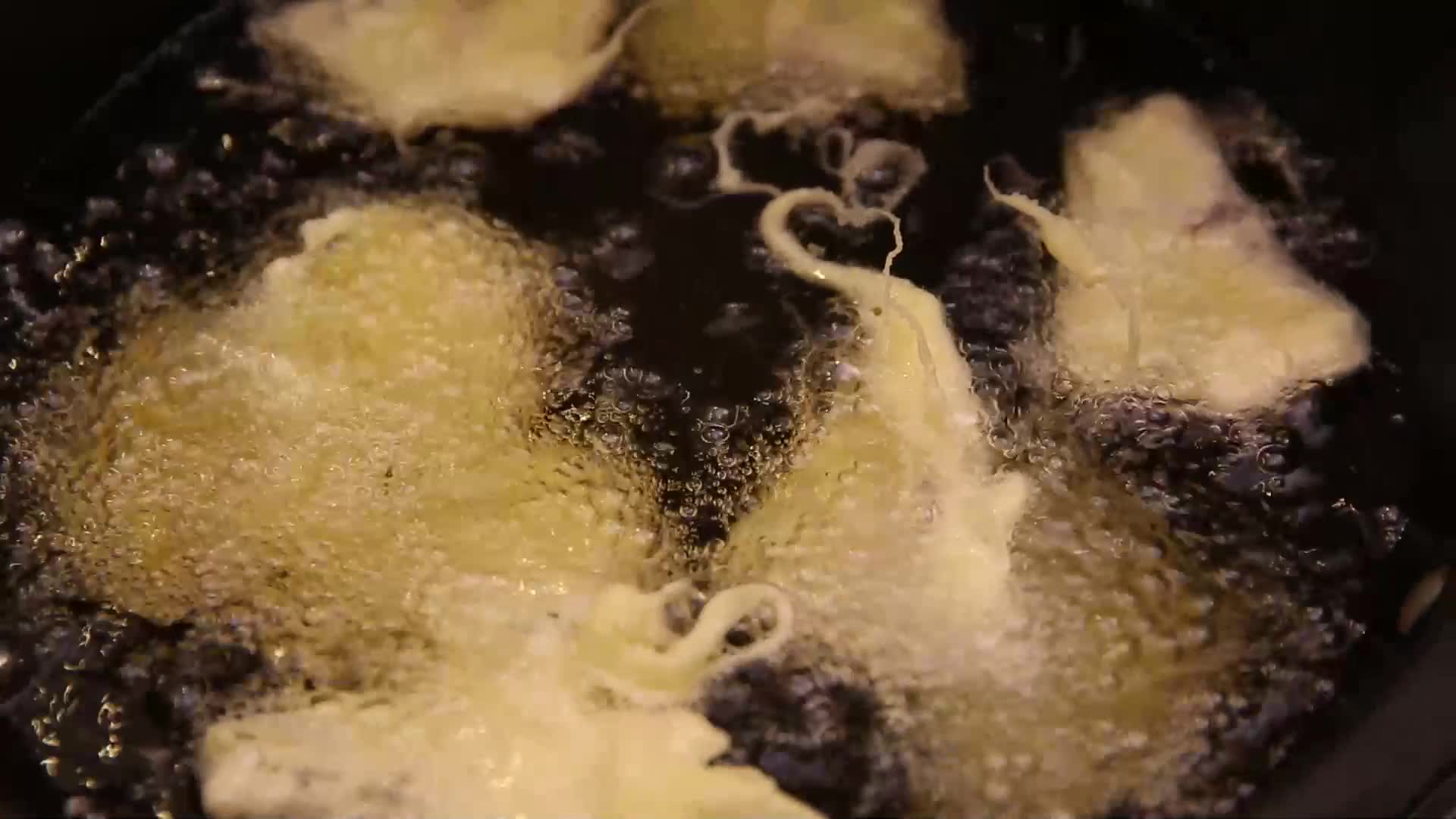 镜头合集炸鱼片溜肉段视频的预览图