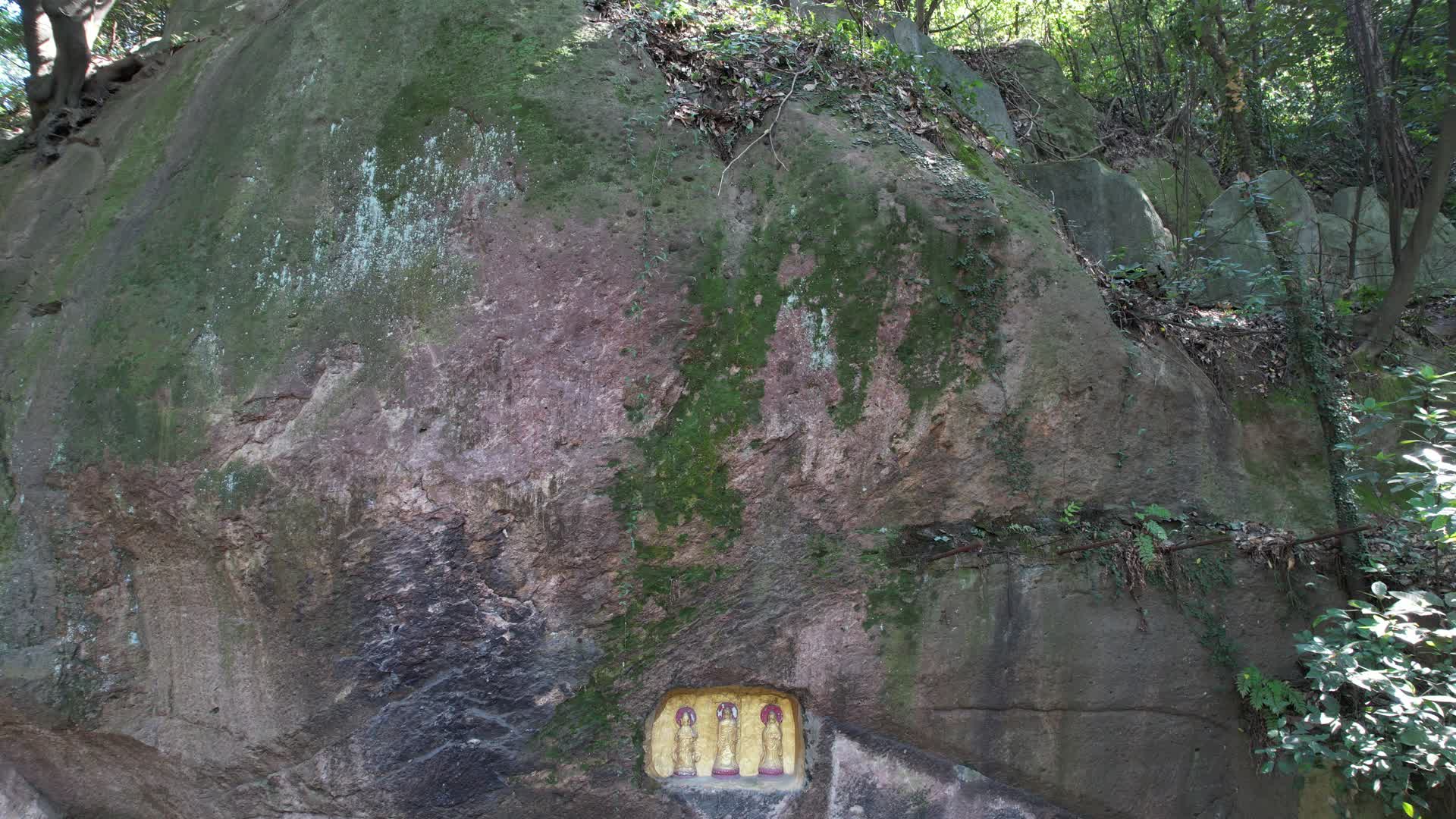 杭州宝石山景区银鼓洞航拍视频的预览图