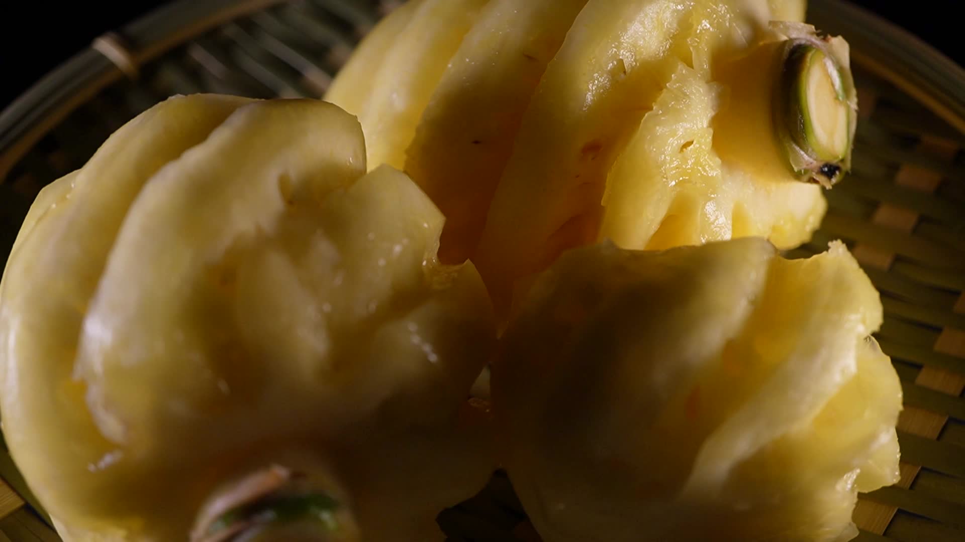泰国香水菠萝小菠萝视频的预览图
