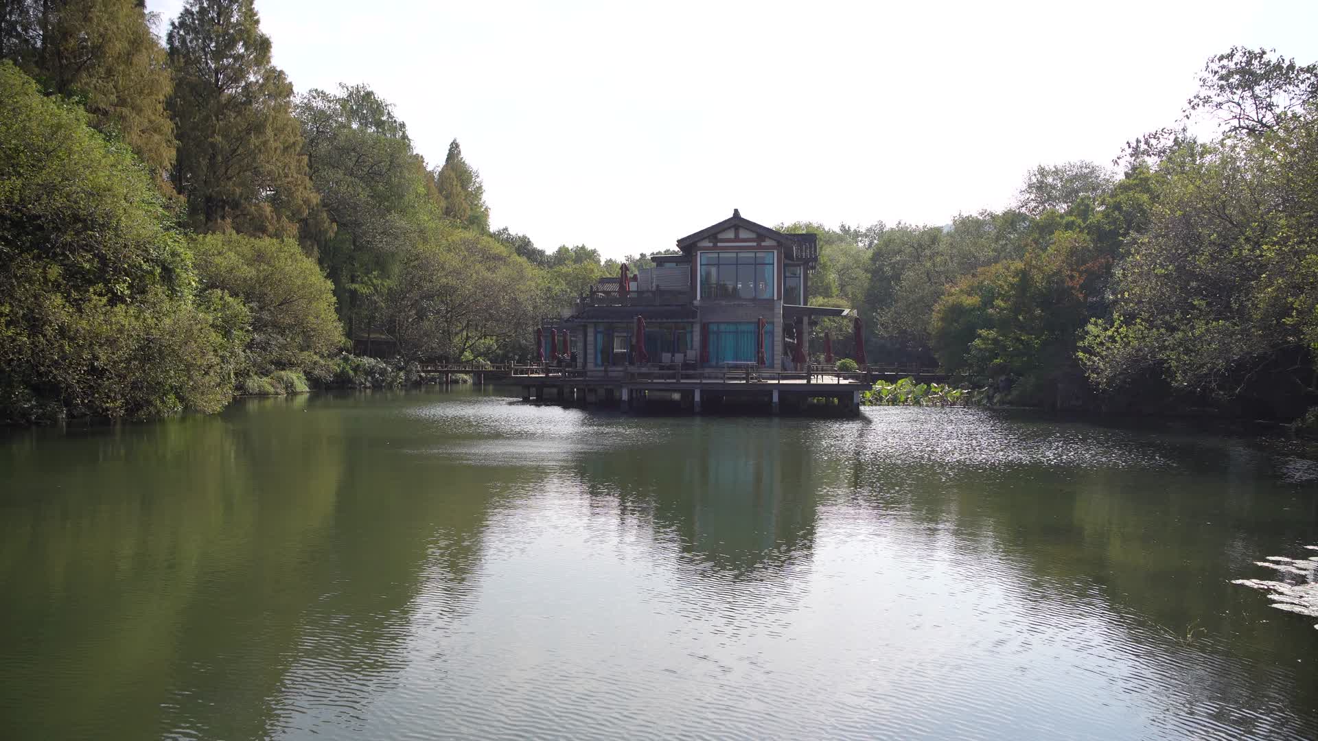 杭州西湖景区红栎山庄视频的预览图
