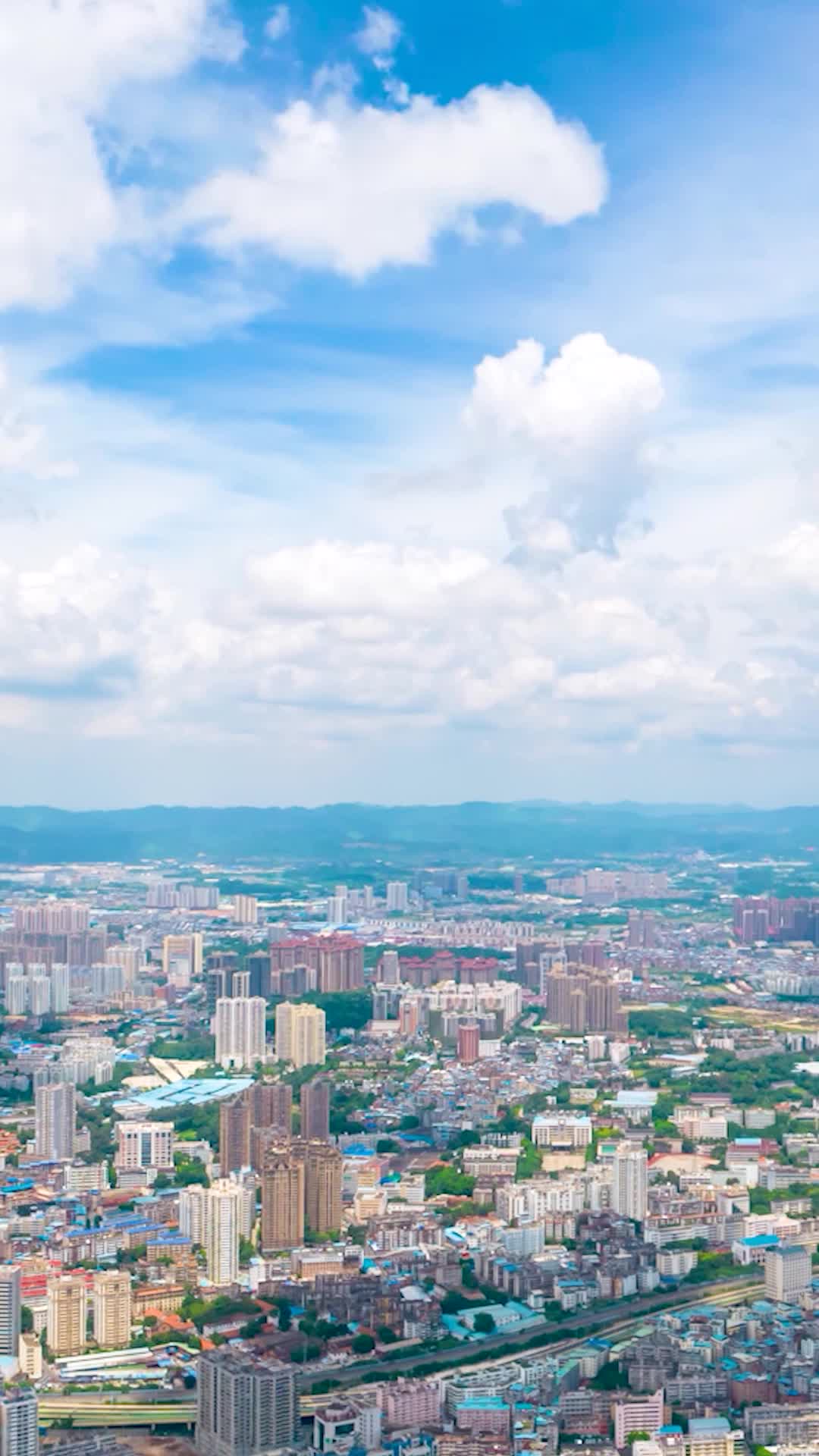 高清航拍城市风光视频的预览图