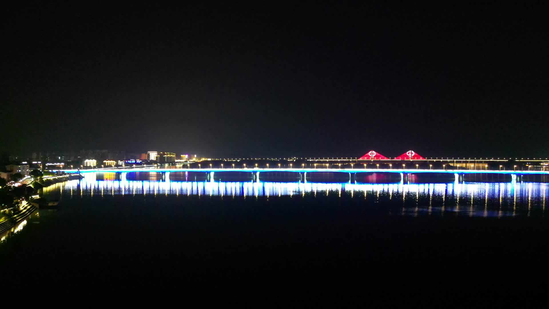 湖北襄阳汉江夜景灯光航拍视频的预览图