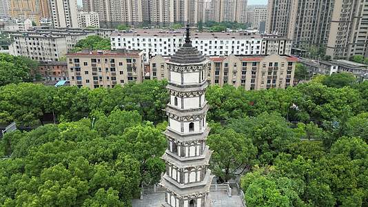 航拍江西九江锁江楼塔历史文化古建筑视频的预览图