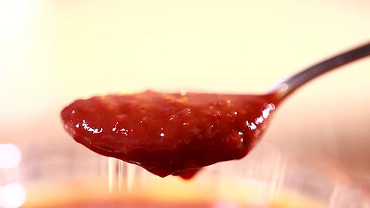 镜头合集番茄酱甜辣酱番茄沙司视频的预览图