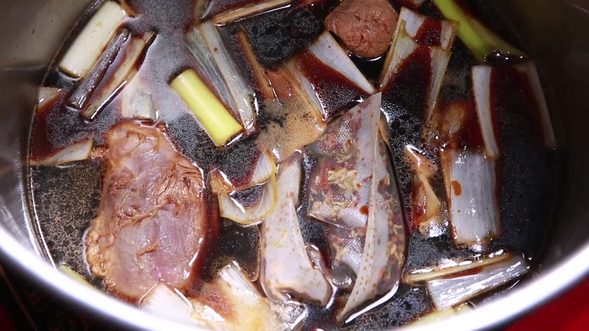 镜头合集炖肉卤肉卤货视频的预览图