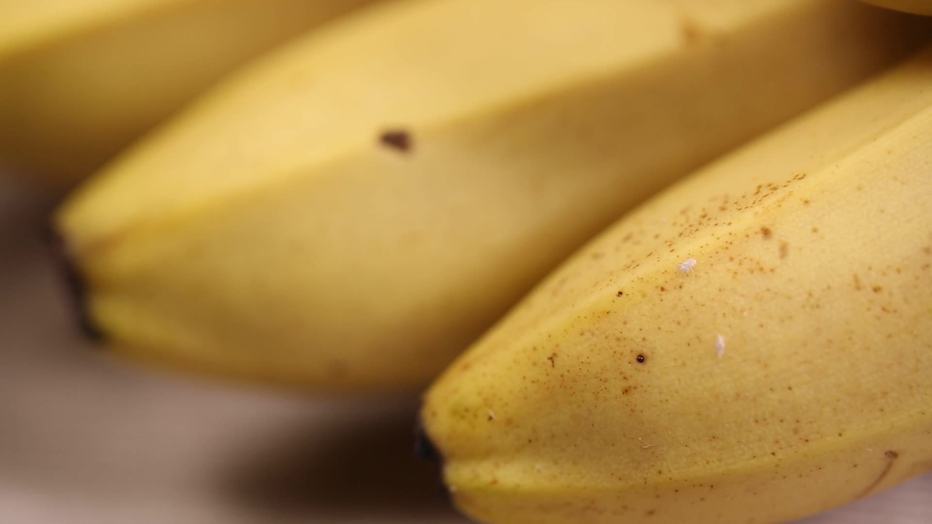 镜头合集水果香蕉热带甜蕉芭蕉视频的预览图