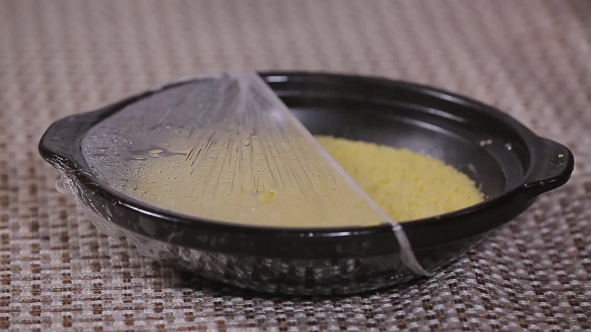 镜头合集小米和面擀面片切面片制作锅巴视频的预览图