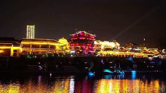 贵州铜仁中南门历史文化旅游区铜仁古城视频的预览图